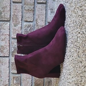 NWOT Nine West Booties